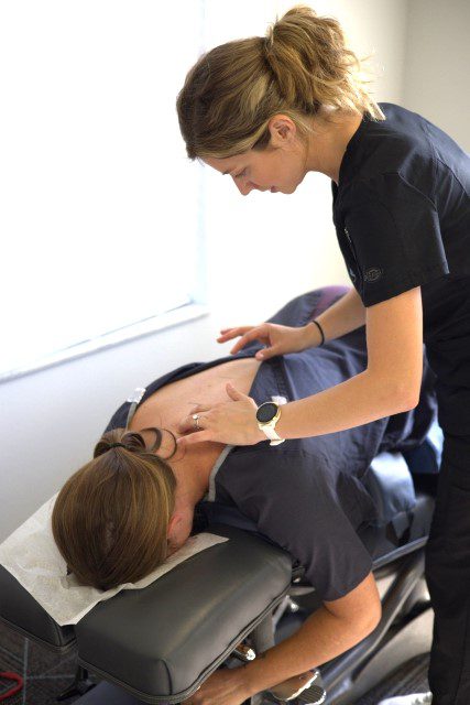 Chiropractor for Migraines: A Natural Approach to Lasting Relief 1 chiropractic migraine relief